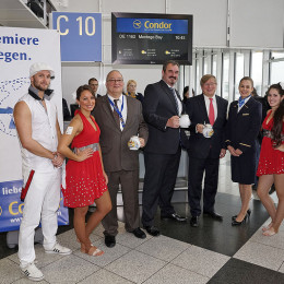 Salsa Cubana Tanzshow für Condor am Flughafen